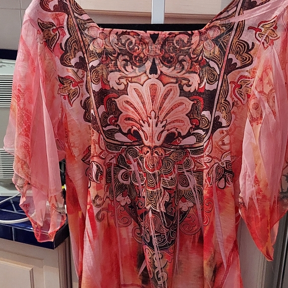 Top - Picture 2 of 5